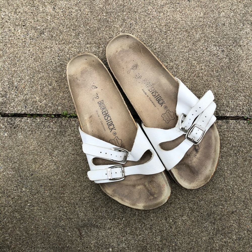 Birkenstock size 39.  White strap sandal fair